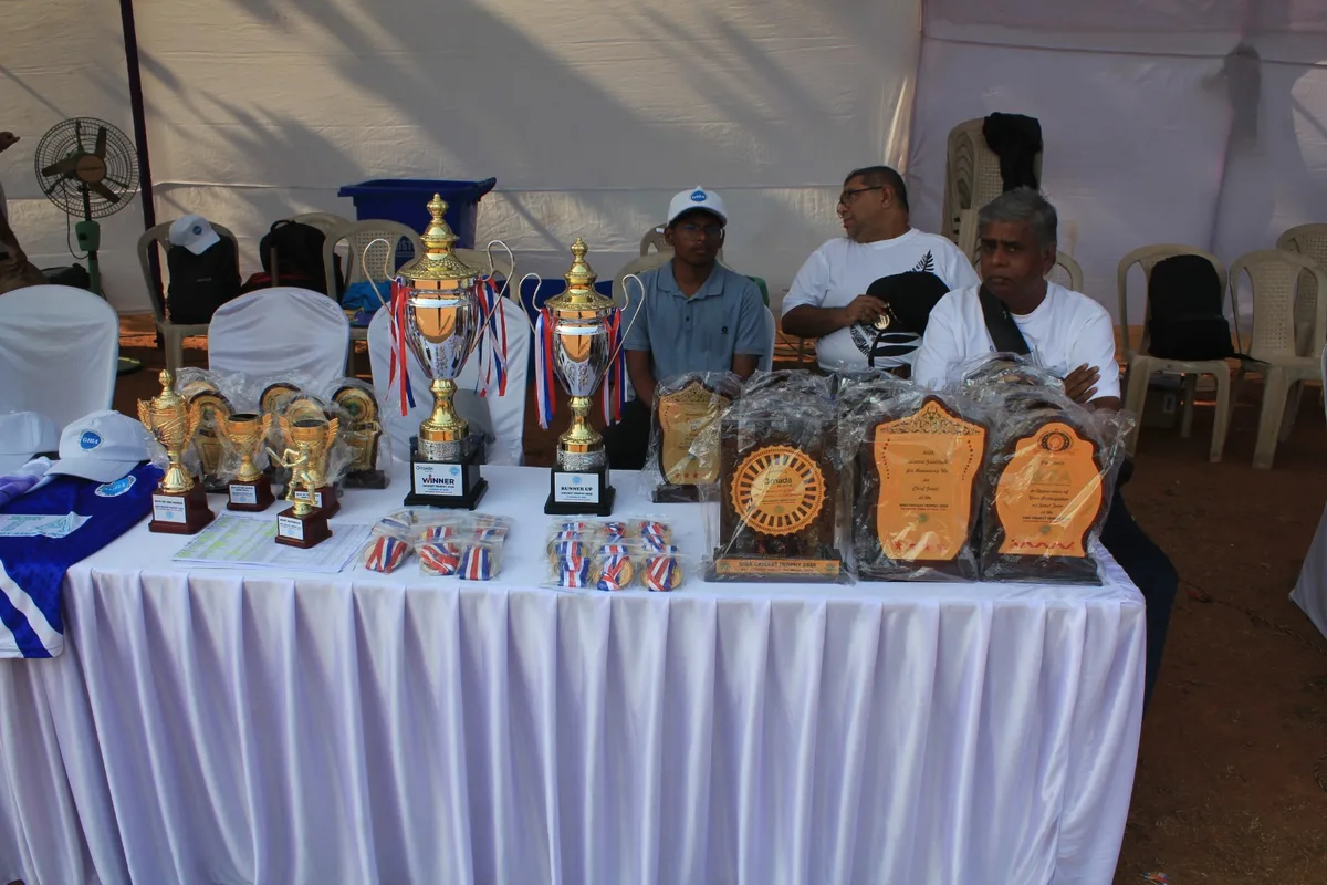 Players ready for the next over